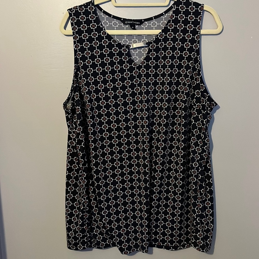 41 Hawthorn Black and White Sleeveless Top